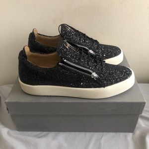 Giuseppe Zanotti London Double Zip Low ‘Black Glitter’